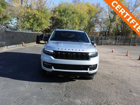 Used 2024 Jeep Wagoneer L Series II w/ Convenience Group I image 7