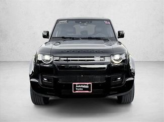 Used 2024 Land Rover Defender 110 X-Dynamic SE video 2