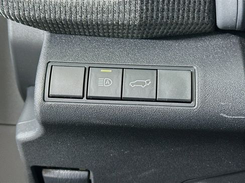 Used 2023 Toyota bZ4X FWD image 16