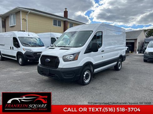 Used 2022 Ford Transit 250 Medium Roof image 12