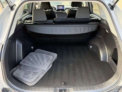 Used 2023 Toyota RAV4 XLE FWD image 30