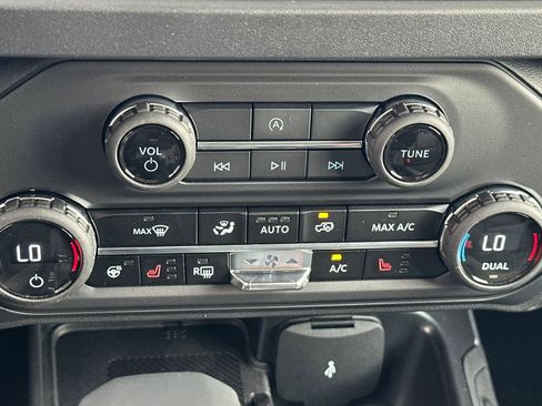 New 2025 Ford Bronco Outer Banks image 20