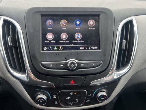 Used 2020 Chevrolet Equinox LS w/ LS Convenience Package image 12