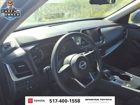 Used 2024 Nissan Rogue SV FWD image 15