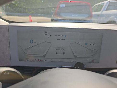 Used 2024 Hyundai Ioniq 5 SE RWD image 18