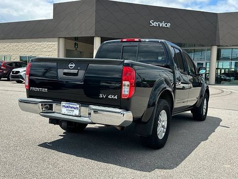 Used 2018 Nissan Frontier SV AWD/4WD image 9