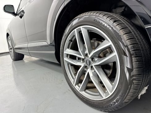 Used 2018 Audi Q7 3.0T Prestige w/ Prestige Package AWD/4WD image 8