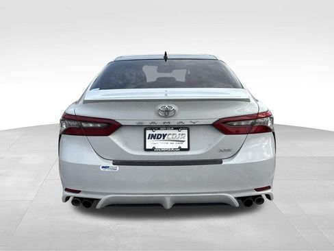 Used 2022 Toyota Camry XSE FWD image 6