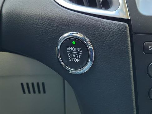 Used 2019 Ford Edge Titanium w/ Equipment Group 301A FWD image 50