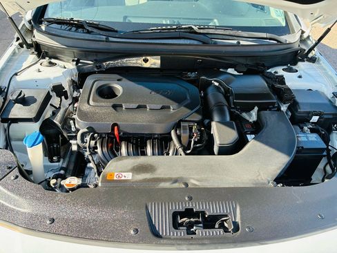 Used 2016 Hyundai Sonata SE FWD image 34