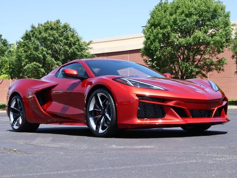 New 2026 Chevrolet Corvette Z06 RWD image 2