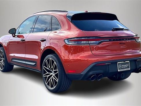 Used 2024 Porsche Macan image 4