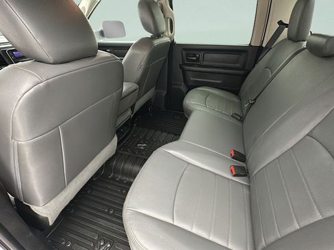 Used 2017 RAM 3500 Tradesman w/ Chrome Appearance Group AWD/4WD image 10