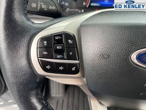 Used 2022 Ford Explorer XLT w/ Equipment Group 202A image 19