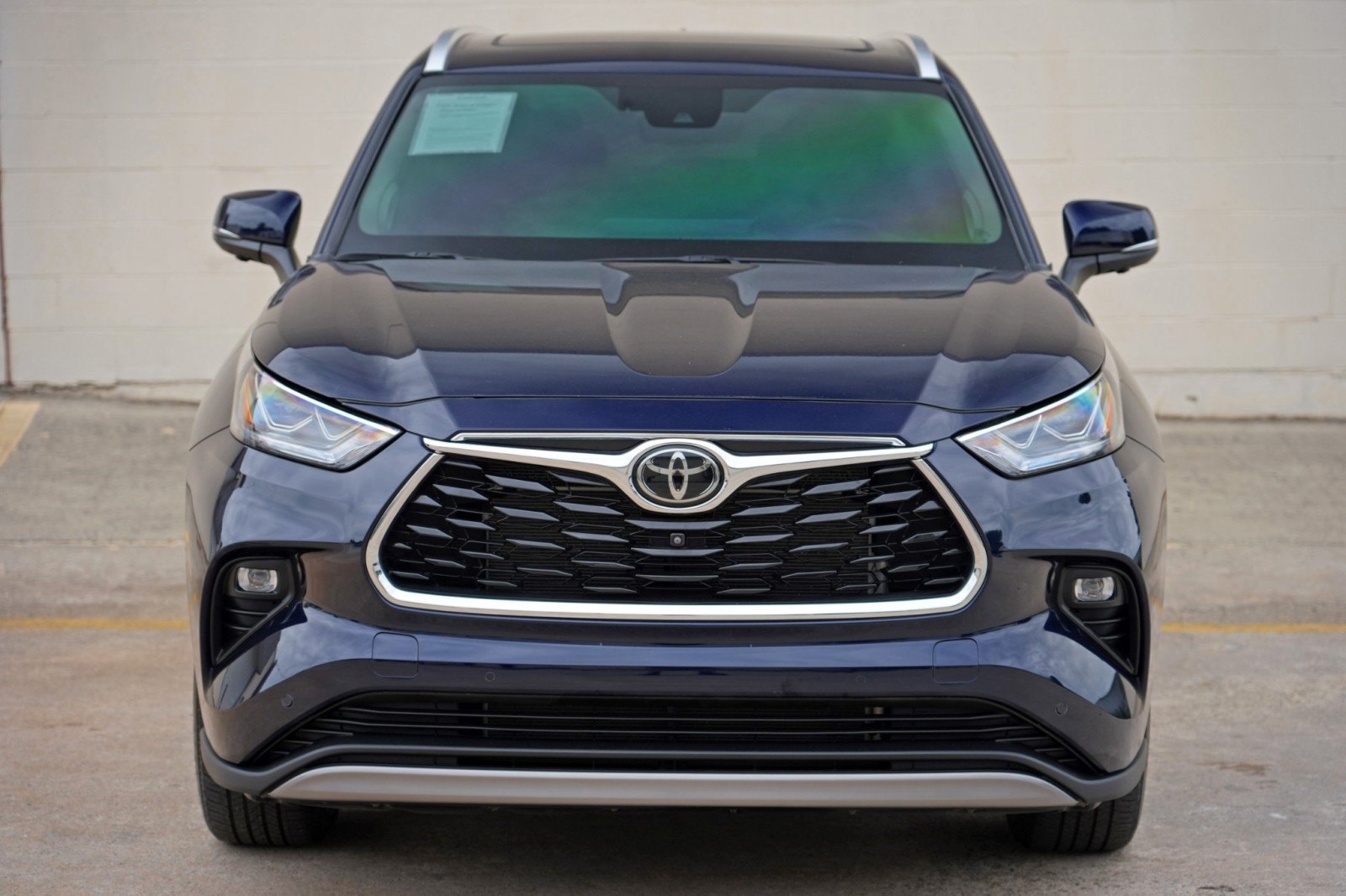 Used 2024 Toyota Highlander Platinum FWD image 51