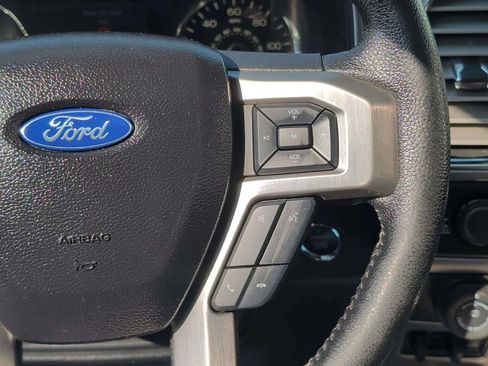 Used 2016 Ford F150 Platinum w/ Equipment Group 701A Luxury AWD/4WD image 26