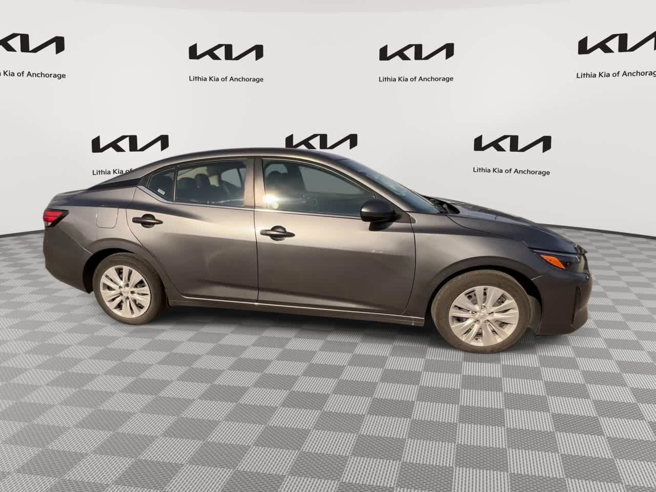 Used 2024 Nissan Sentra S FWD image 9