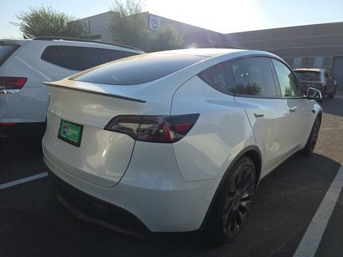 Used 2022 Tesla Model Y Performance AWD/4WD image 4