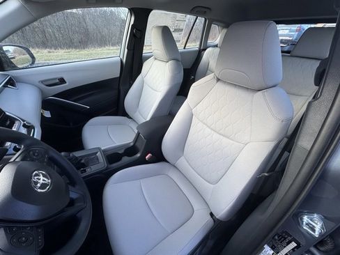 New 2026 Toyota Corolla Cross L image 10