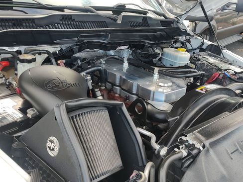 Used 2015 RAM 2500 Laramie image 17