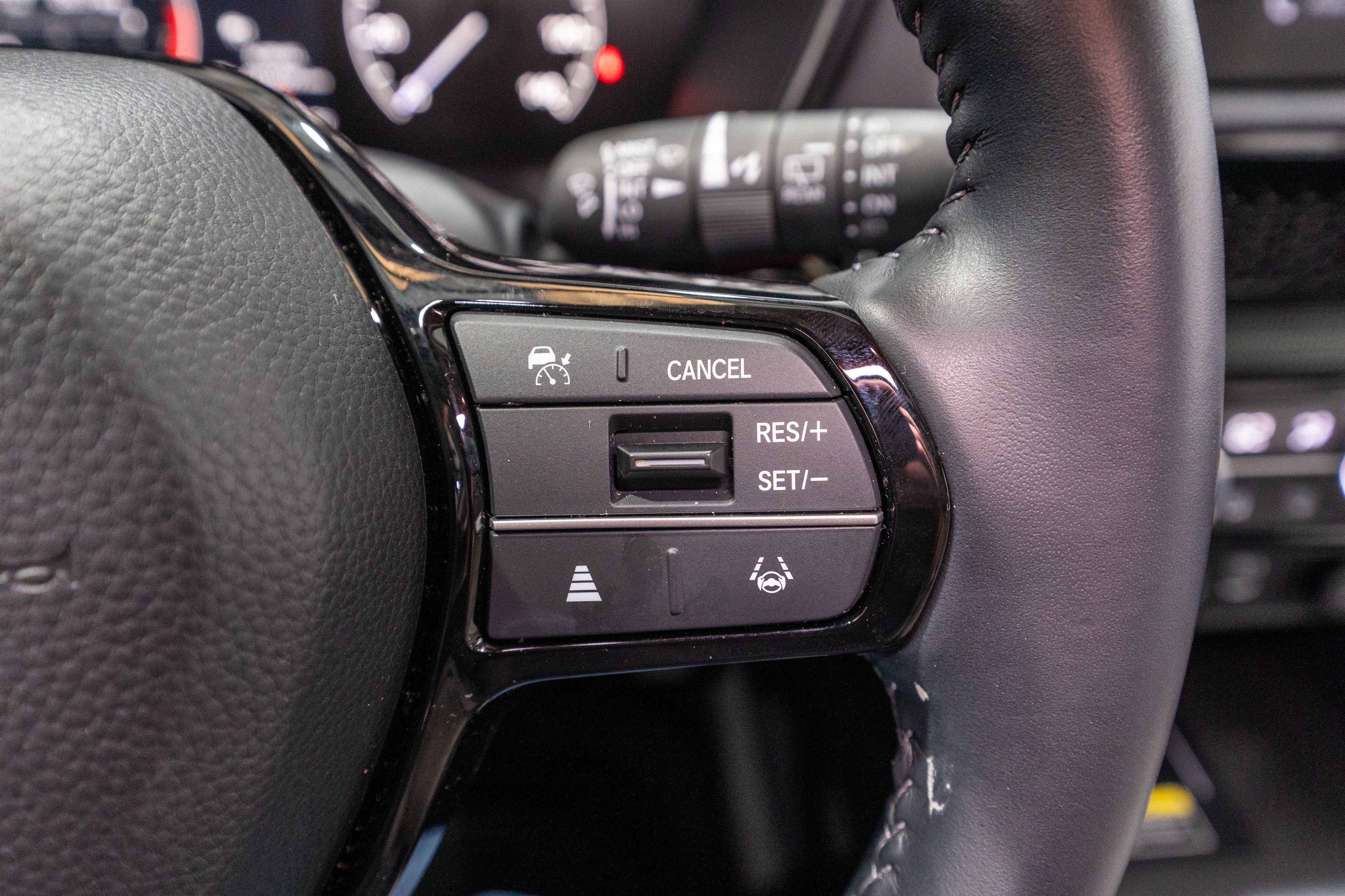 Used 2025 Honda CR-V EX-L image 25