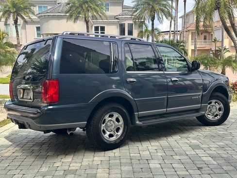 Used 2001 Lincoln Navigator 4WD image 5