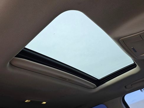 Used 2017 GMC Sierra 1500 Denali image 5