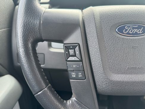 Used 2013 Ford F150 XLT w/ XLT Chrome Pkg image 32