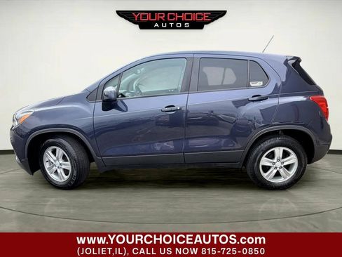 Used 2019 Chevrolet Trax LS w/ Tint and Cruise Package FWD image 2