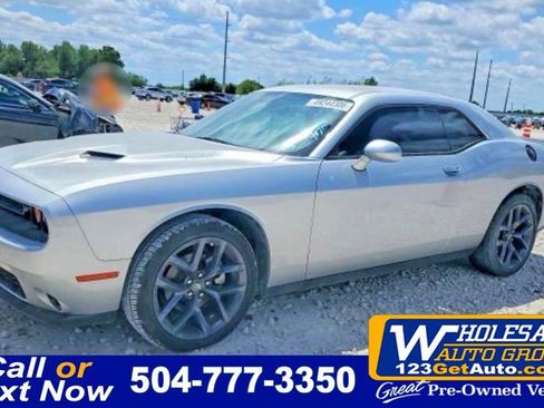 Used 2023 Dodge Challenger SXT w/ Blacktop Package RWD image 1