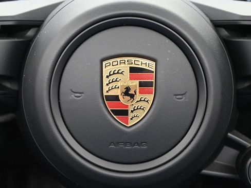 Certified 2022 Porsche 911 Targa 4S AWD/4WD image 26