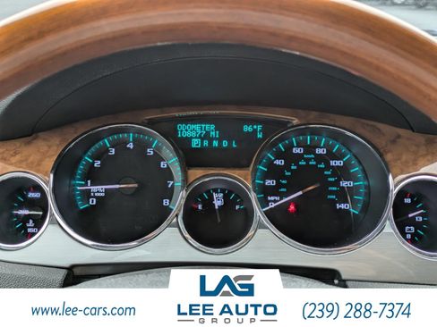 Used 2011 Buick Enclave CXL w/ Trailering Provision Package FWD image 27