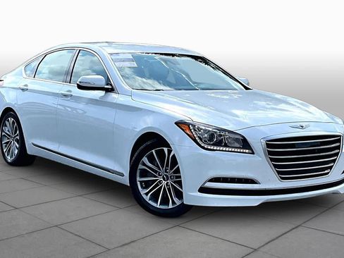 Used 2017 Genesis G80 3.8 RWD image 3