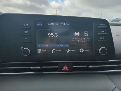 New 2026 Hyundai Elantra SE image 19