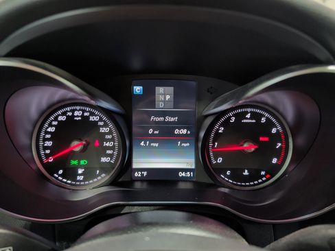 Used 2019 Mercedes-Benz GLC 300 4MATIC Coupe image 9