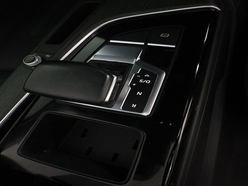 Used 2021 Audi A4 2.0T Premium w/ Convenience Package image 46