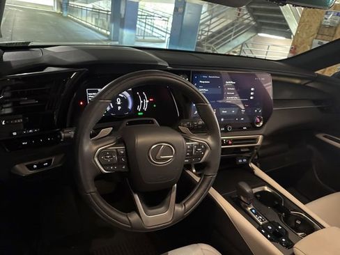 Used 2023 Lexus RX 350h w/ Accessory Package (2T) AWD/4WD image 6