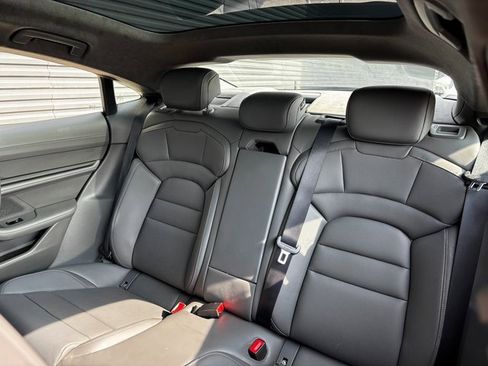 Certified 2022 Porsche Taycan GTS image 25