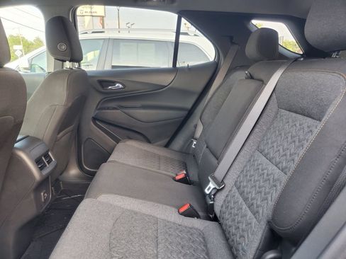 Used 2022 Chevrolet Equinox LT FWD image 25