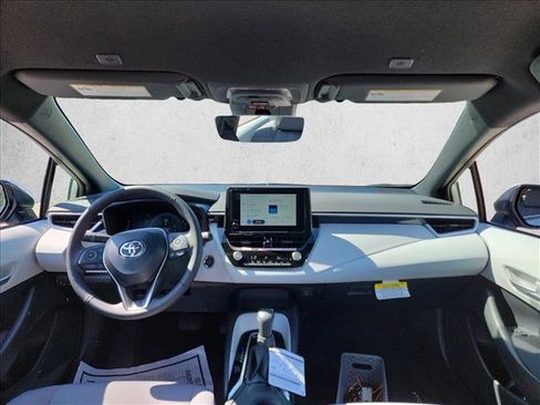 Used 2026 Toyota Corolla SE FWD image 17