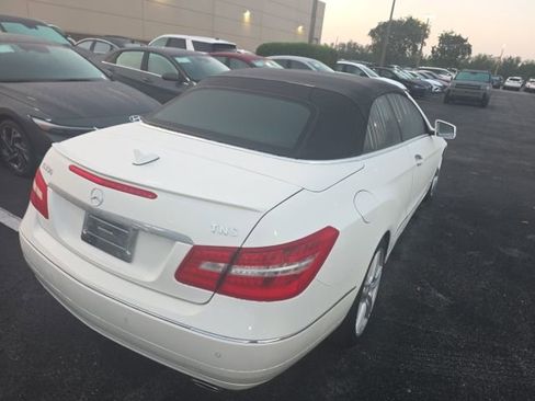 Used 2013 Mercedes-Benz E 350 E 350 w/ Premium 2 Pkg image 4