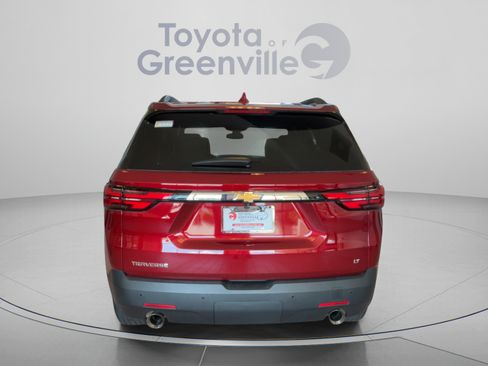 Used 2022 Chevrolet Traverse LT w/ LPO, Floor Liner Package FWD image 5