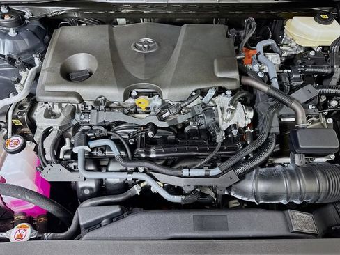 Certified 2025 Toyota Camry LE FWD image 31