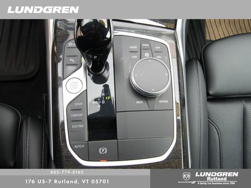 Used 2022 BMW 330i xDrive 330i xDrive w/ Premium Package image 22