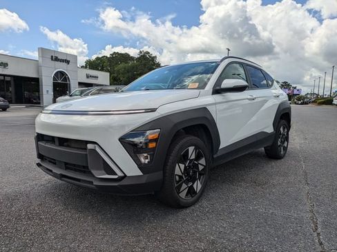 Used 2025 Hyundai Kona SEL AWD/4WD image 8