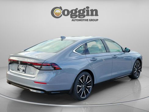 New 2026 Honda Accord Touring image 5