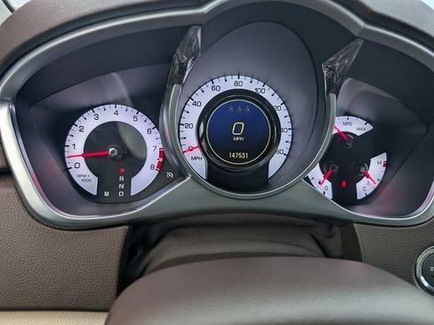 Used 2011 Cadillac SRX Luxury image 18