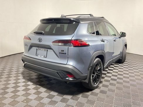 Used 2024 Toyota Corolla Cross AWD Hybrid image 16