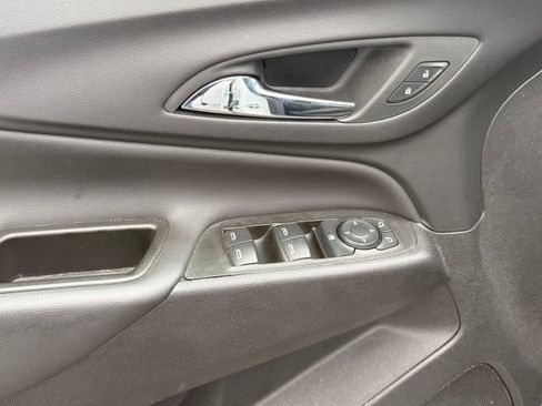 Certified 2024 Chevrolet Equinox LT w/ LPO, Floor Liner Package FWD image 23
