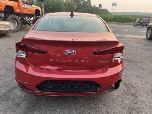 Used 2019 Hyundai Elantra SEL FWD image 8